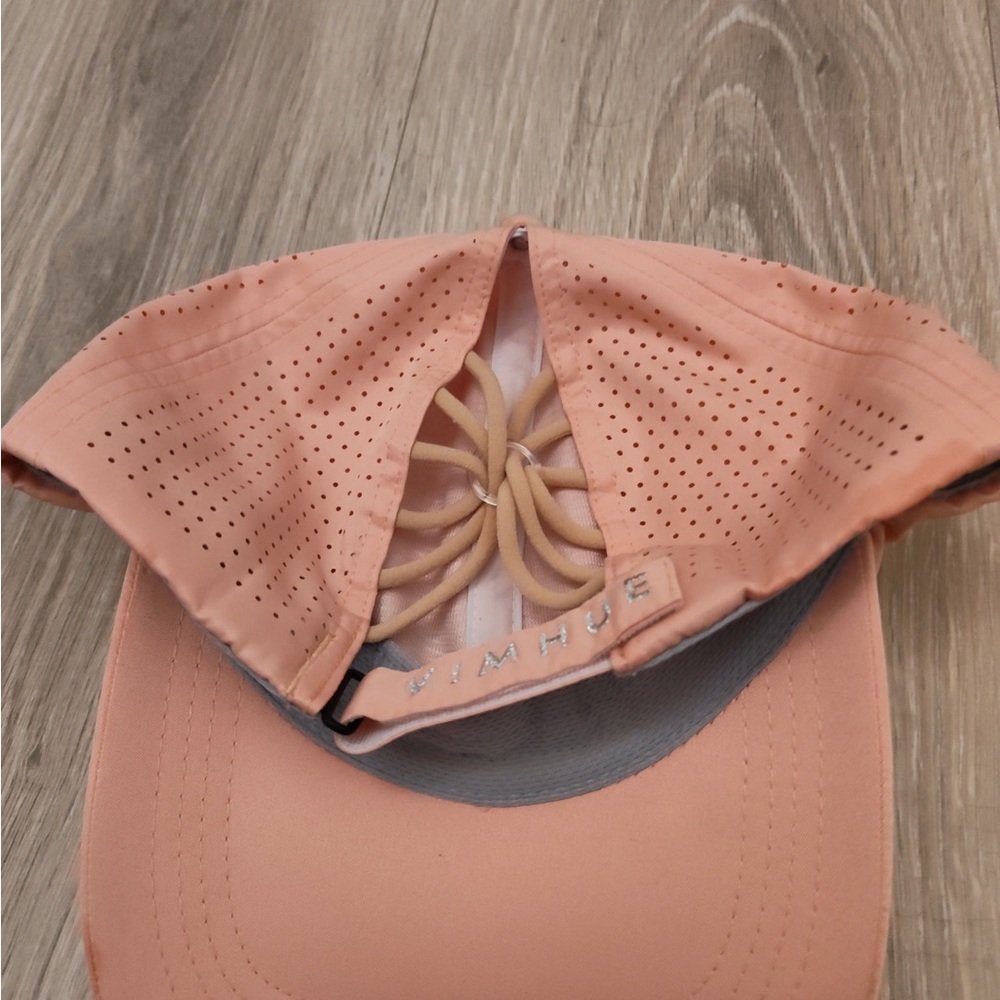 Vimhue Peach Perforated Cap - Picture 3 of 5